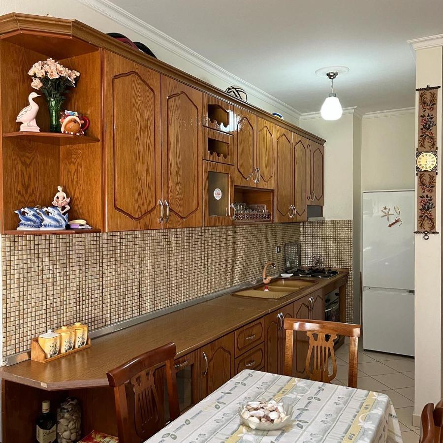 Sea View Apartment Vlorë Extérieur photo
