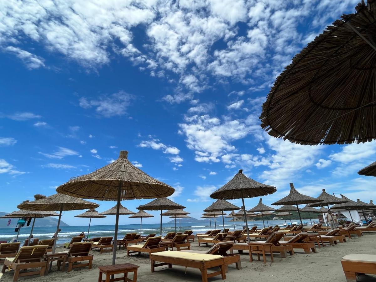 Sea View Apartment Vlorë Extérieur photo