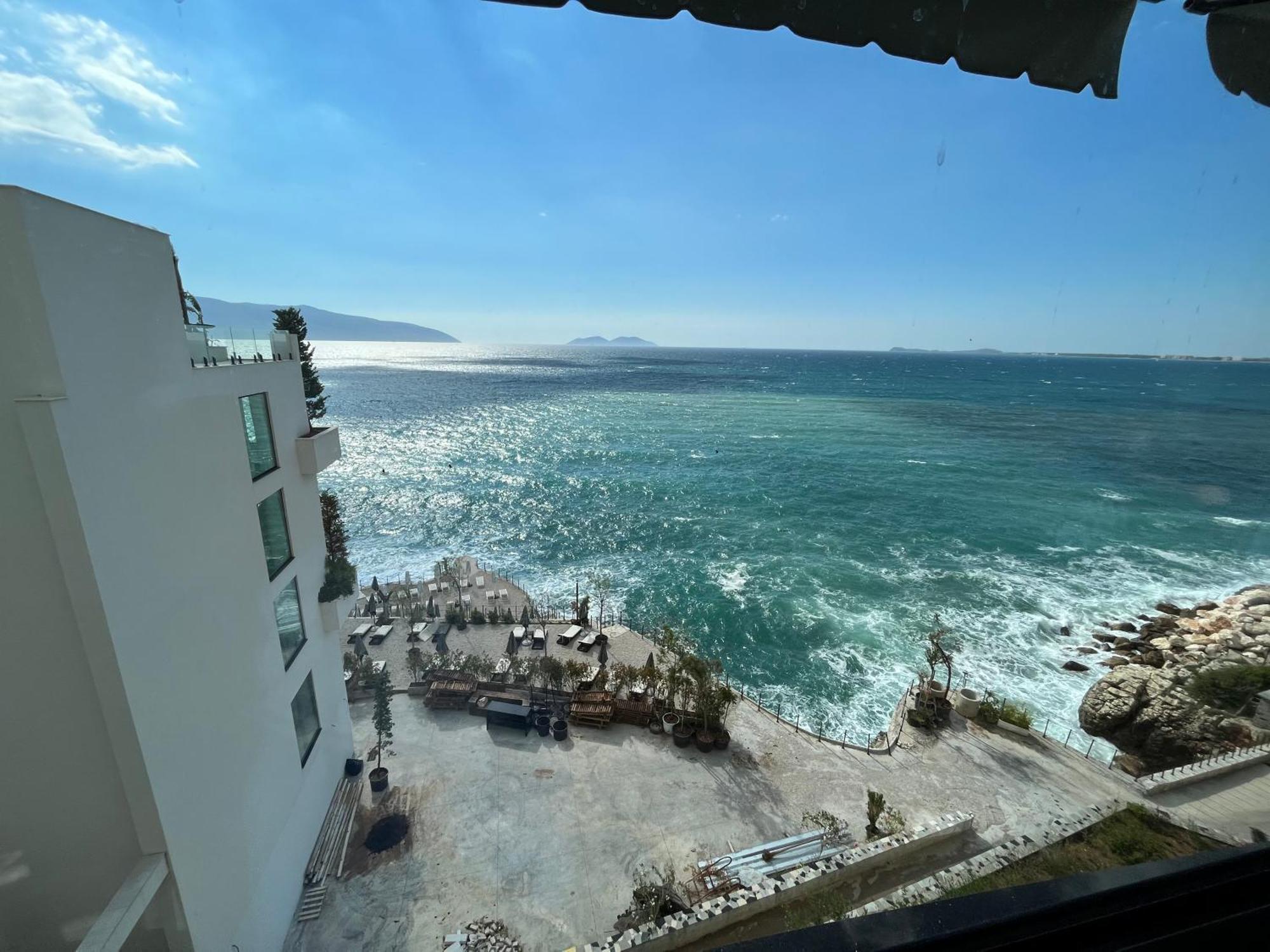 Sea View Apartment Vlorë Extérieur photo